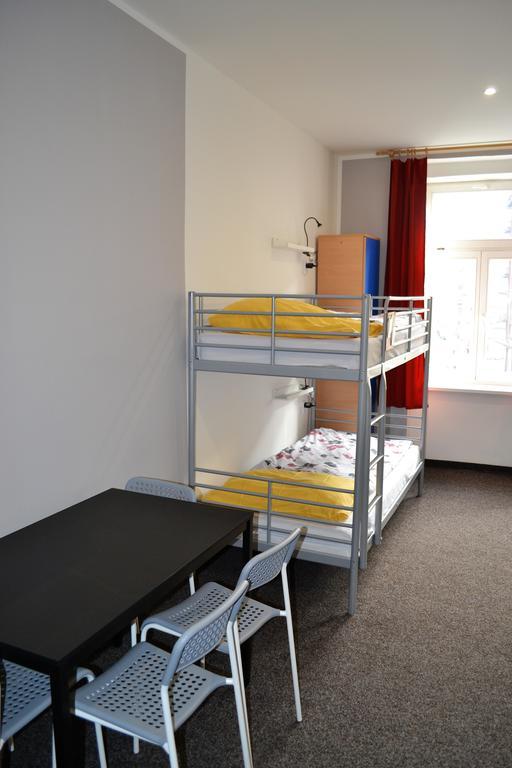 Hostel Advantage Praga Esterno foto