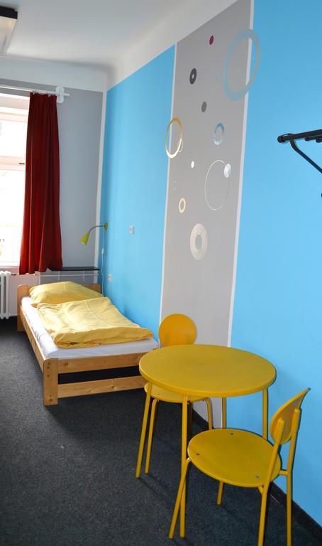 Hostel Advantage Praga Esterno foto