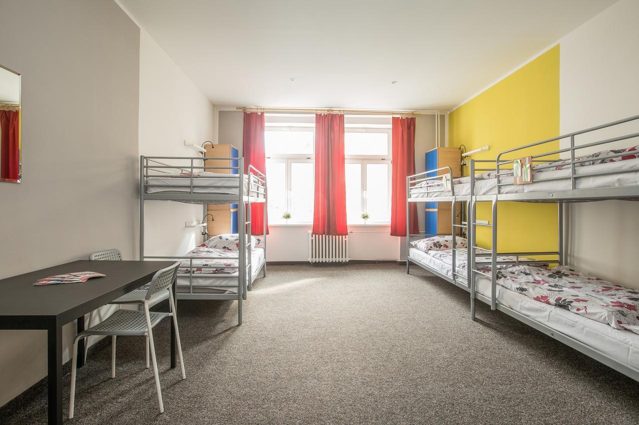 Hostel Advantage Praga Esterno foto